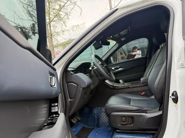 Land Rover Range Rover Velar — Фото автомобиля 6
