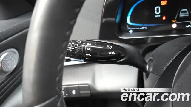 Hyundai AVANTE Новый Avante (CN7) — Фото автомобиля 29