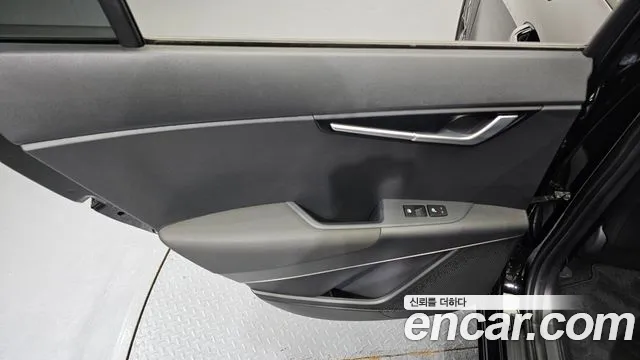 Kia Niro Niro (New) — Фото автомобиля 14