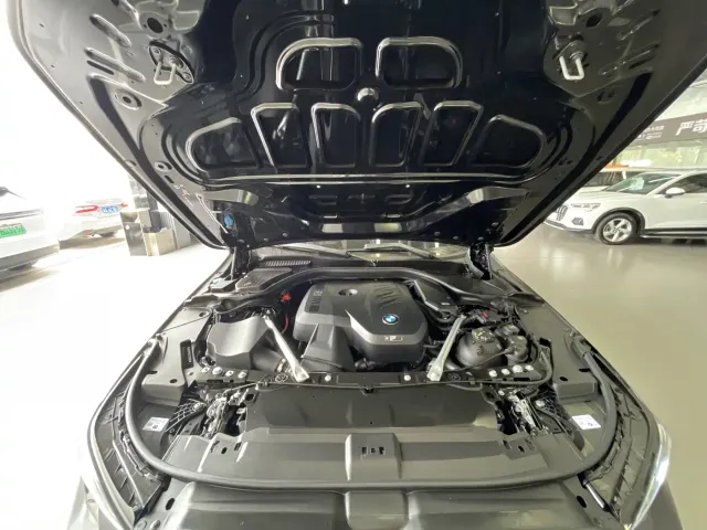 BMW 5 Series — Фото автомобиля 30