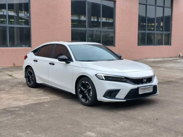 Honda Civic — Фото автомобиля 3