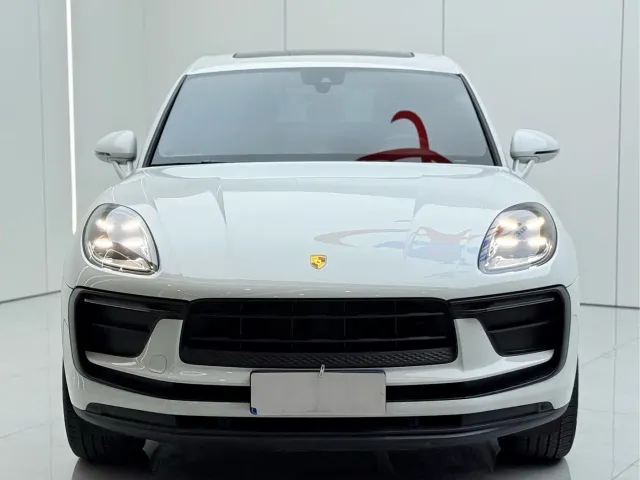 Porsche Macan — Фото автомобиля 3