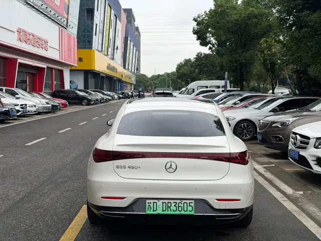 Mercedes-Benz EQS — Фото автомобиля 6
