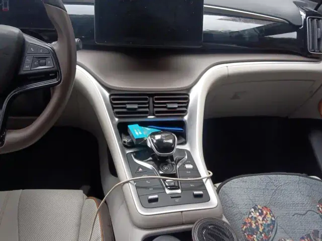 BYD Song Pro — Фото автомобиля 16