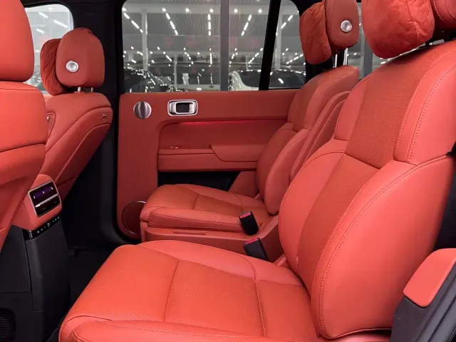 Li Auto L9 — Фото автомобиля 13