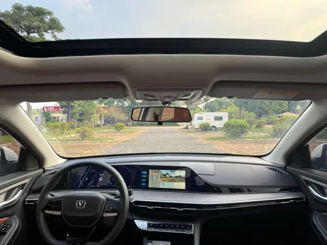 Changan Eado — Фото автомобиля 6