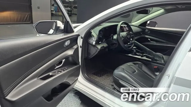 Hyundai Avante — Фото автомобиля 15