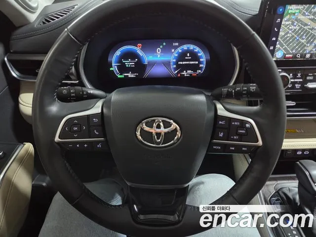 Toyota Highlander — Фото автомобиля 15