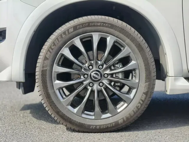 Nissan Patrol — Фото автомобиля 19