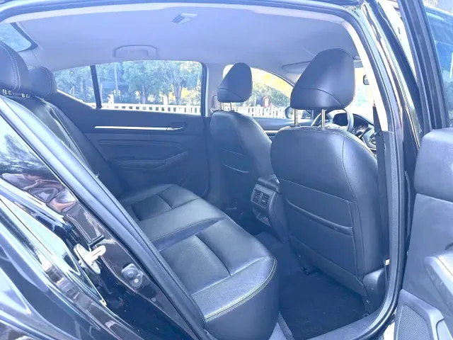 Nissan Teana — Фото автомобиля 5