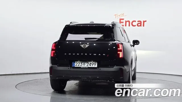 Mini Countryman — Фото автомобиля 4