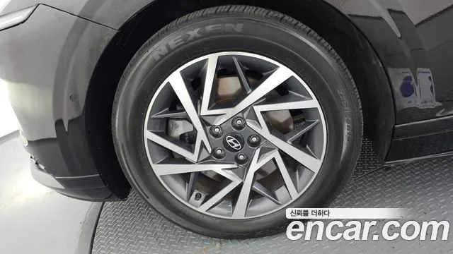 Hyundai Grandeur Grandeur (GN7) — Фото автомобиля 5