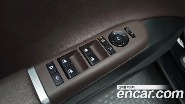 Hyundai Grandeur GN7 — Фото автомобиля 29
