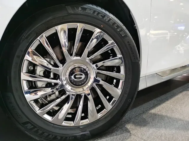 GAC Trumpchi M8 — Фото автомобиля 21