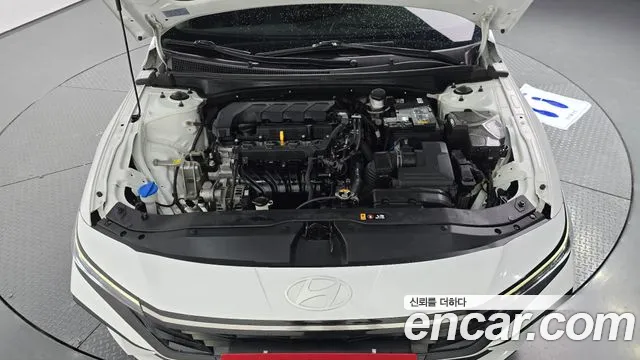 Hyundai Avante CN7 — Фото автомобиля 6