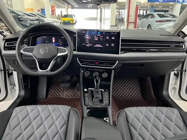 Volkswagen Sagitar — Фото автомобиля 6