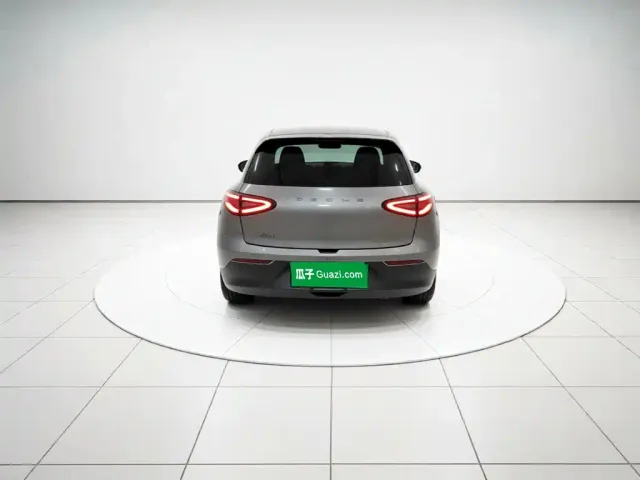 Geely Starry Wish — Фото автомобиля 3