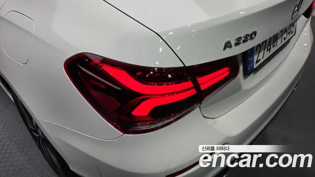 Mercedes-Benz A-Class W177 — Фото автомобиля 23
