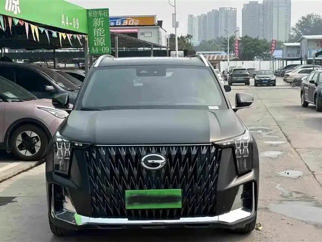GAC Trumpchi GS8 — Фото автомобиля 2