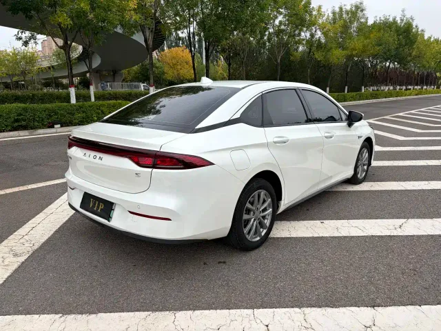Aion AION S 2023 Mei 580 LFP — Фото автомобиля 9