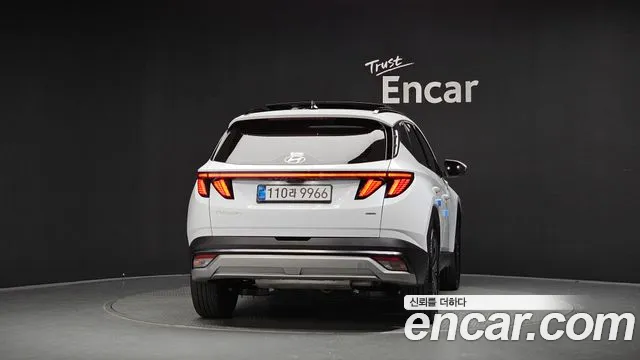 Hyundai Tucson — Фото автомобиля 3
