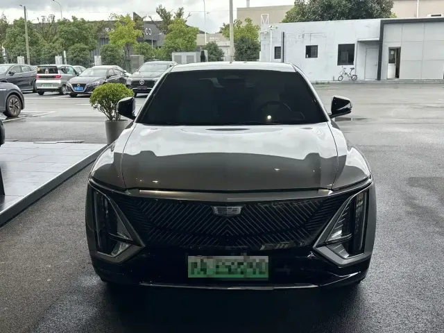 Cadillac Lyriq — Фото автомобиля 4