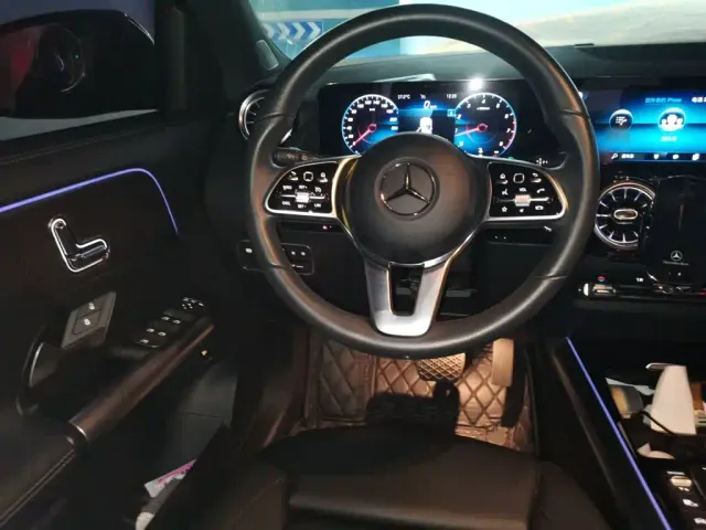 Mercedes-Benz GLA-Class — Фото автомобиля 6