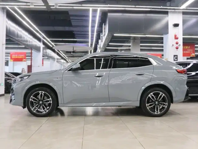BMW X2 — Фото автомобиля 3