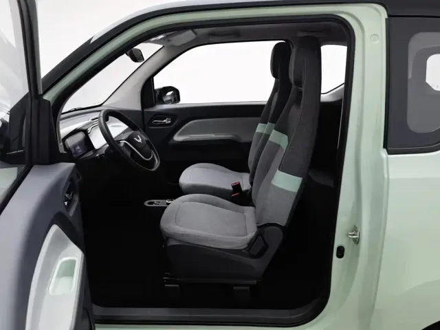 Wuling Hongguang Mini EV — Фото автомобиля 10
