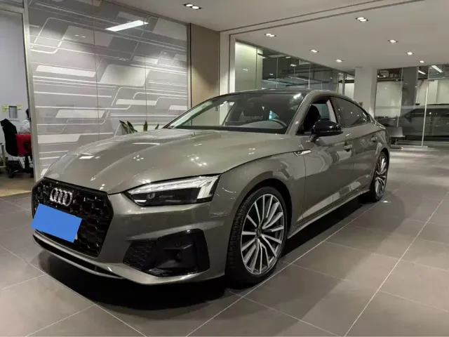 Фотография автомобиля — Audi A5