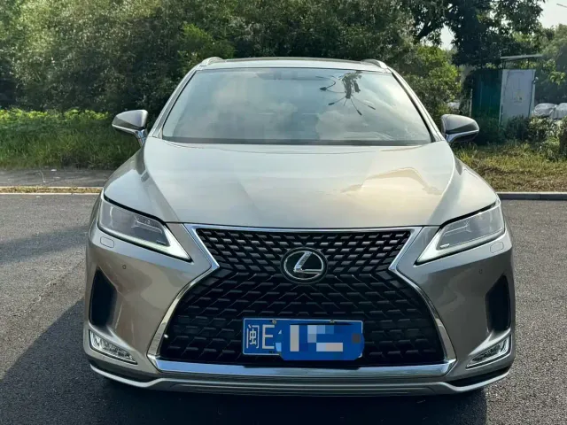 Lexus RX — Фото автомобиля 2