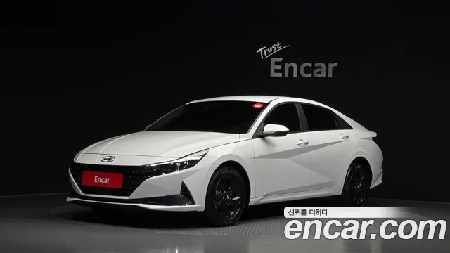 Фотография автомобиля — Hyundai Avante CN7
