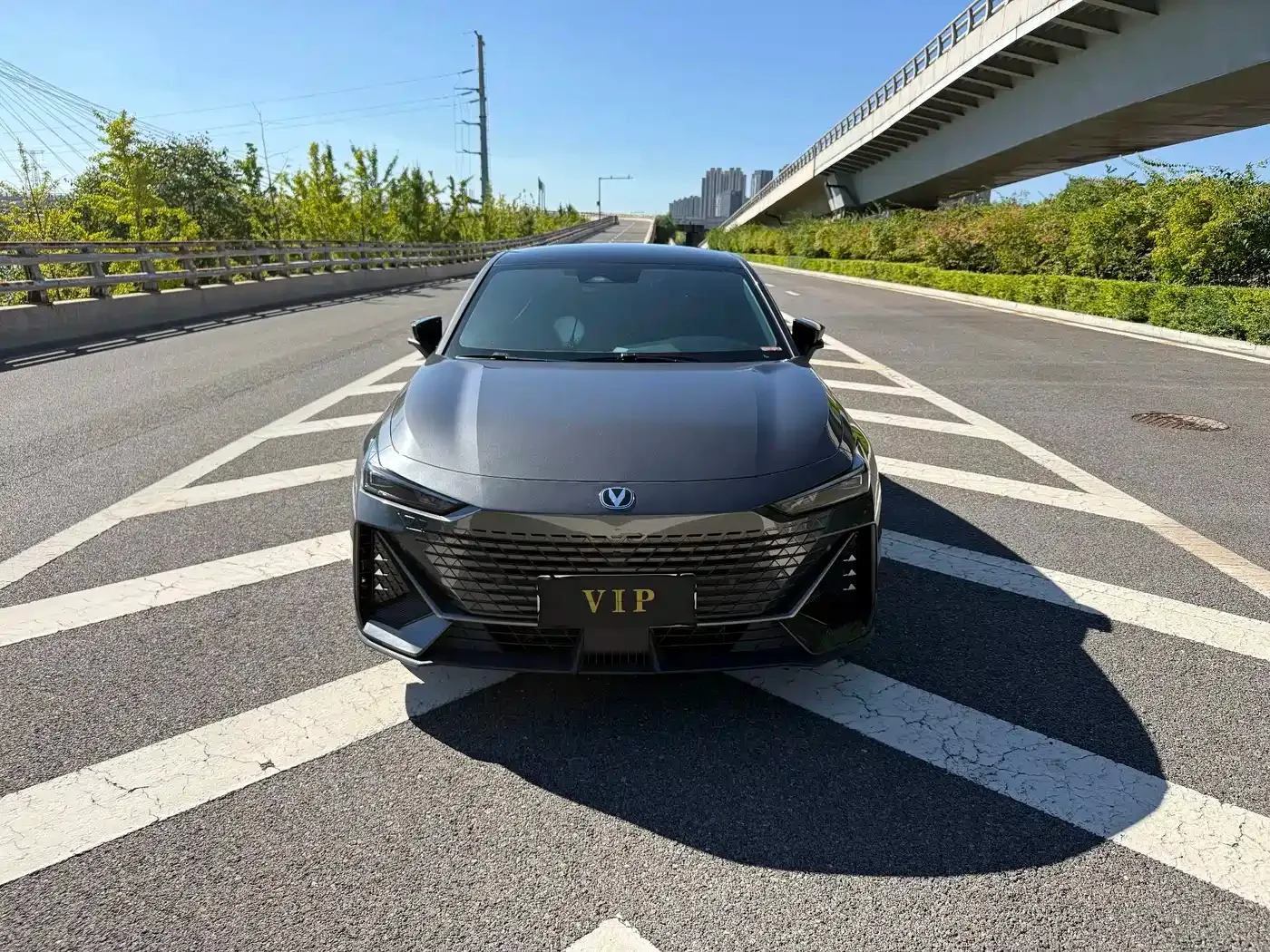 Changan Changan UNI-V 2023 1.5T Luxury Edition — Фото автомобиля 2