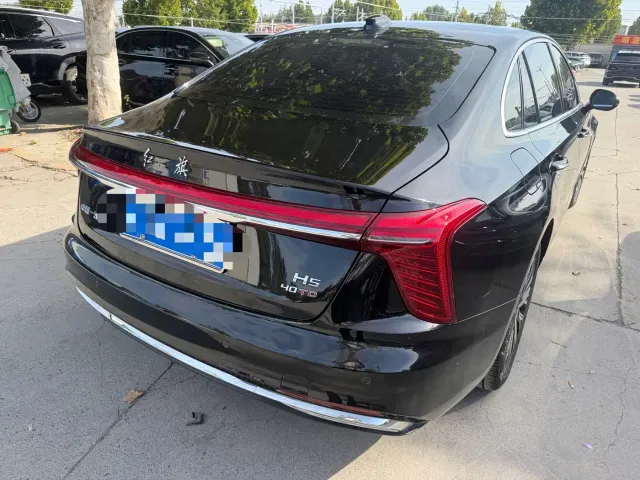 Hongqi H5 — Фото автомобиля 6