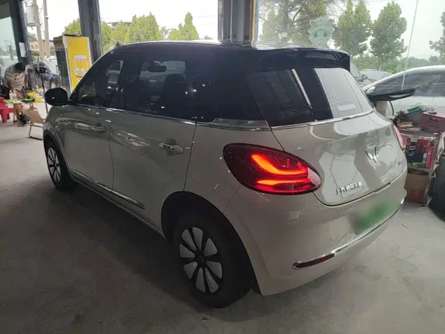 Wuling Bingo — Фото автомобиля 4