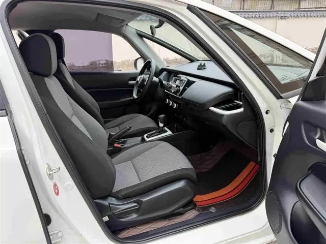 Honda Fit — Фото автомобиля 6