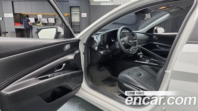 Hyundai AVANTE Avante (CN7) 1.6 LPi (Для проката) — Фото автомобиля 10