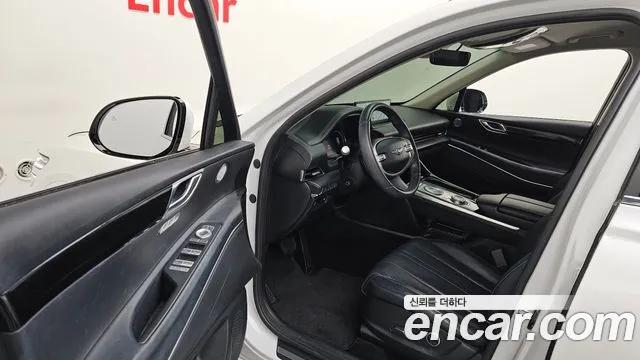Genesis GV80 — Фото автомобиля 15