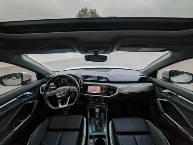 Audi Q3 — Фото автомобиля 4