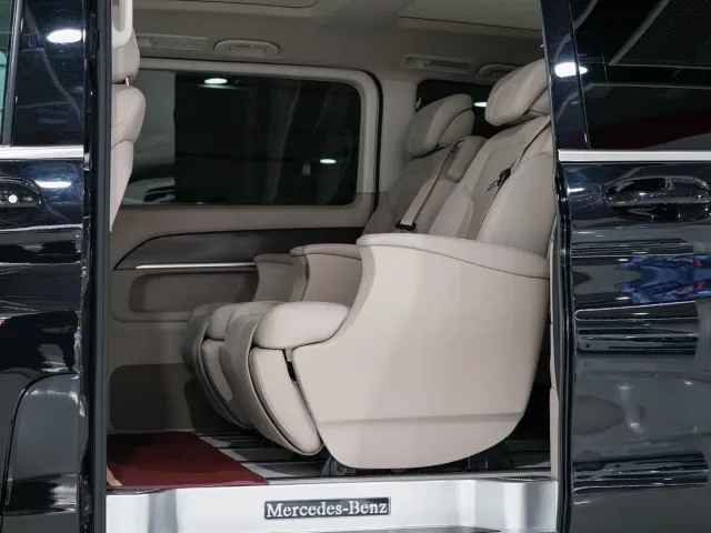 Mercedes-Benz V-Class — Фото автомобиля 19