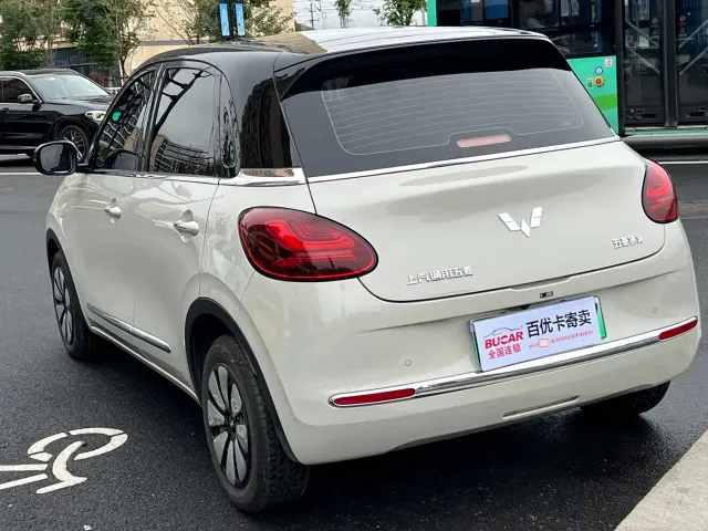 Wuling Bingo — Фото автомобиля 6