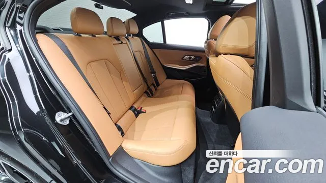 BMW 3 Series G20 — Фото автомобиля 17