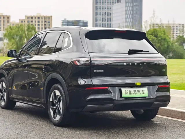 Geely Galaxy E5 — Фото автомобиля 5