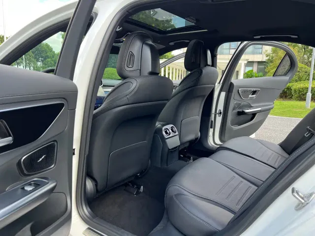 Mercedes-Benz C-Class — Фото автомобиля 10