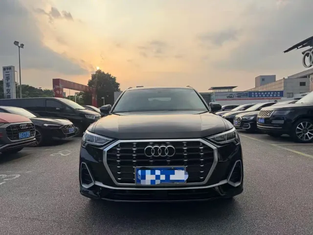 Audi Q3 — Фото автомобиля 2