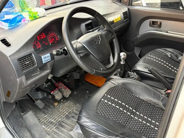 Wuling Rongguang — Фото автомобиля 3