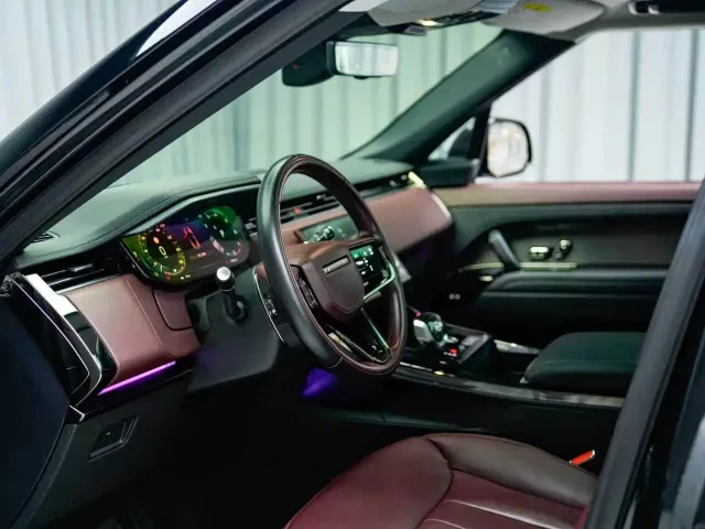 Land Rover Range Rover Sport — Фото автомобиля 18