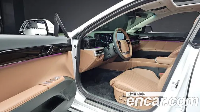 Hyundai Grandeur GN7 — Фото автомобиля 15