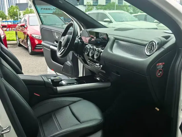 Mercedes-Benz GLA-Class — Фото автомобиля 5