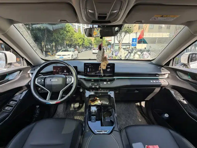 Haval H6 — Фото автомобиля 13